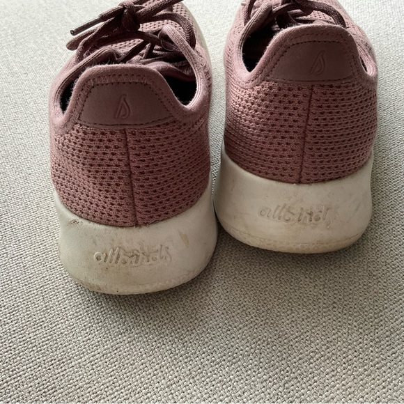 Pink Allbirds tree runners - Picture 7 of 7